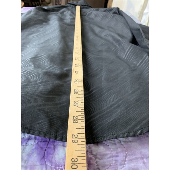 Ge Shan Pin Yue Mens Large Button Down Sleek Polyester Black Angled Stripe Shirt - Picture 9 of 9